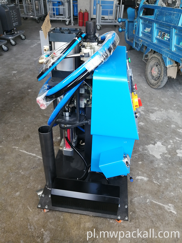 Maszyna do odlewania poliuretanu wysokiej jakości pianka Pu wytwarzająca piankę poliuretanową mieszającą piankę natryskową